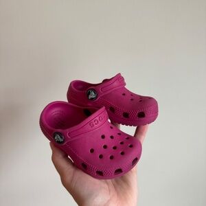 Toddler crocs